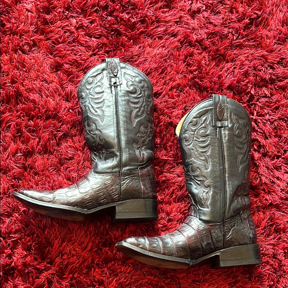 Brown 🐊 Cowboy Boots‎